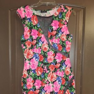 Sexy mini flowered dress size L